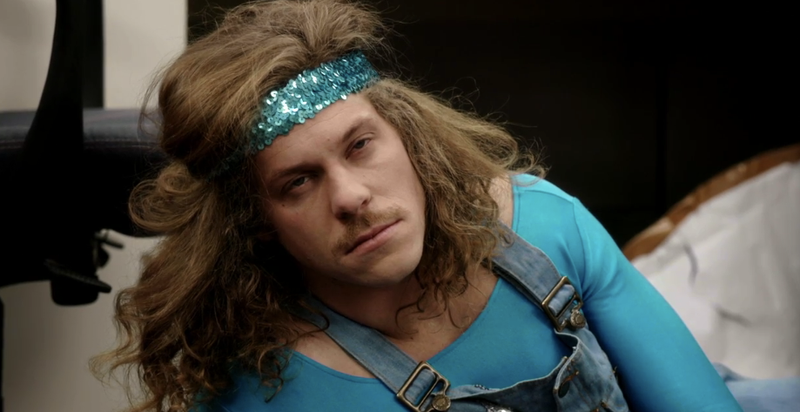 Illustration for article titled The Workaholics guys open a casino and it’s up to Blake to save them